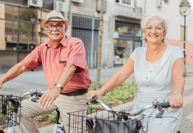 Old couple cycling